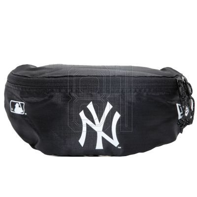 3. New Era MLB New York Yankees Waist Bag 60137393