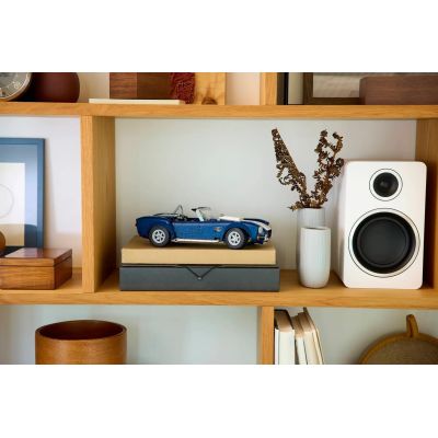 22. LEGO ICONS 10357 Shelby Cobra 427 S/C