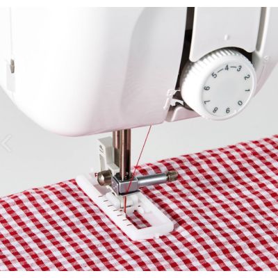 5. Brother AZ17 sewing machine