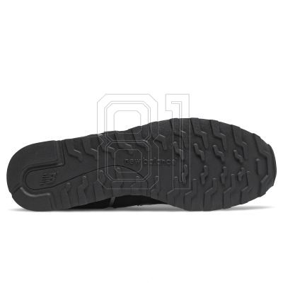 7. New Balance sneakers ML373KB2