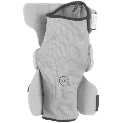 2. Bauer Official's 1051459 Hockey Referee Elbow Pads