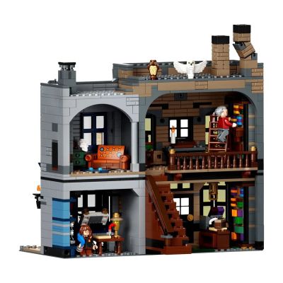 7. LEGO Harry Potter 75978 Diagon Alley