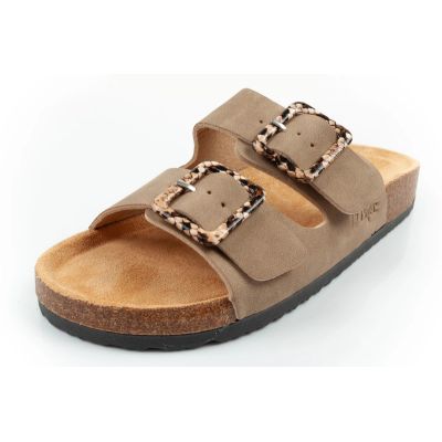 3. Lee Cooper women's slip-on shoes, khaki, comfortable, lightweight