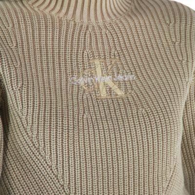 4. Calvin Klein Jeans Regular W J20J220447 sweater