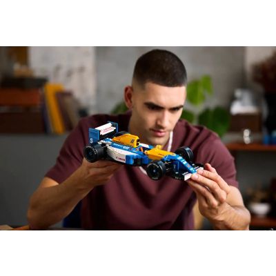 9. LEGO ICONS 10353 Williams Racing FW14B and Nigel Mansell