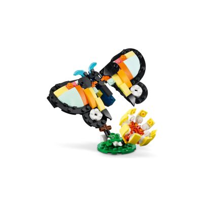 4. LEGO Creator 3in1 31173 - Wild Animals: Tropical Toucan