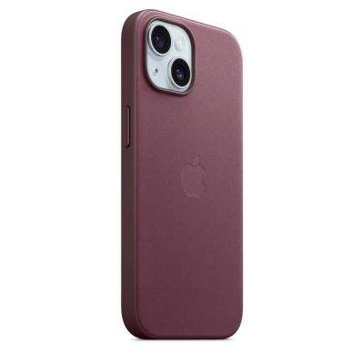 7. Case with MagSafe Apple iPhone 15 Feingewebe Case Mullberry