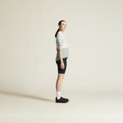 4. Women's CORE ENDUR LOGO JERSEY W Short Sleeve T-Shirt