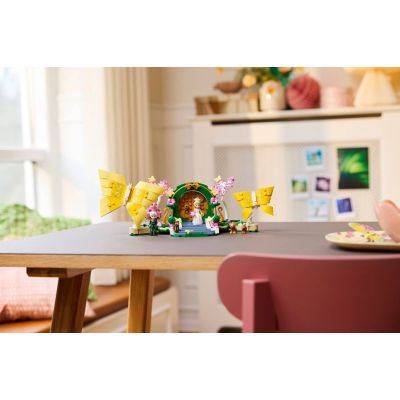 11. CONSTR LEGO GLINDAS WEDDING DAY 75688