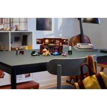 LEGO WEDNESDAY 76785 Handyman's Apartment