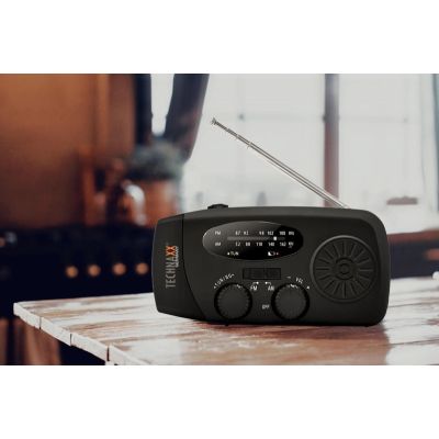 2. Solar Radio Technaxx TX-238