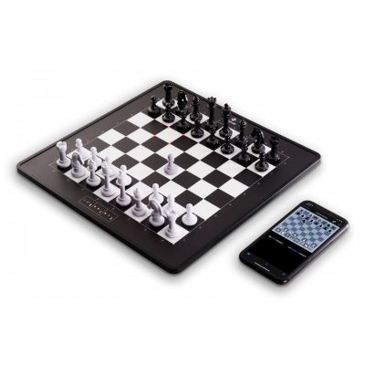 2. Millennium eONE International Desktop Chess Set