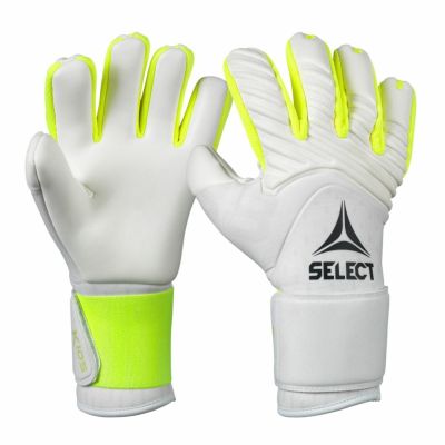 3. SELECT 88 Kids v26 Goalkeeper Football Gloves