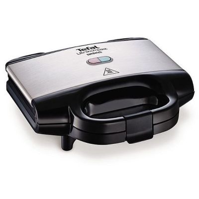4. Tefal SM 1572 Toaster (silver)