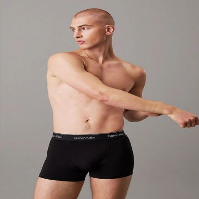 2. Calvin Klein Men's Relaxed Boxer Briefs 3-Pack, Stylish Cotton, Green, Grey, Navy Blue