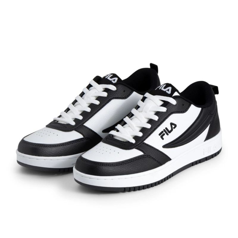 6. Fila Rega men's sports shoes sneakers fashionable comfortable durable black and white