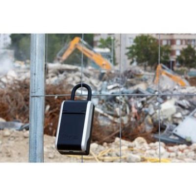 4. MASTER LOCK 5480EURD Key Cabinet Steel Black, Gray