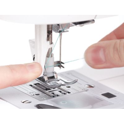 2. Singer Fashion Mate 3333 Sewing Machine