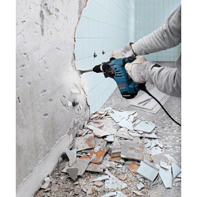 3. Bosch 0 611 24A 000 Rotary Hammer 800 W 900 RPM SDS Plus