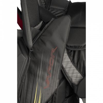 5. Bauer Hyperlite2 M 1061680 Goalkeeper Vest