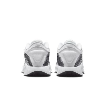 5. NIKE GT HUSTLE ACADEMY SHOES FJ7791-102