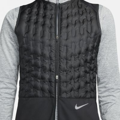 5. Nike Therma-FIT ADV W DD6063-010 vest