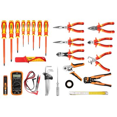 5. Electrician’s Backpack with 31 Pieces