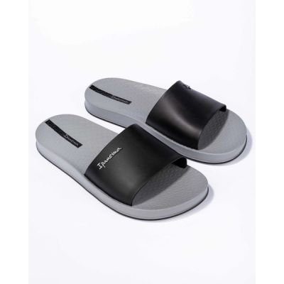 3. Ipanema Slide M 82832BC572 flip-flops