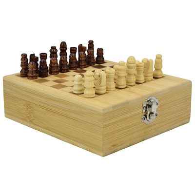 5. STAMINA CHESS AND WINE ACCESSORIES SET