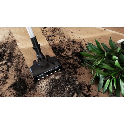 13. BOSCH BCS 711XXL vacuum cleaner
