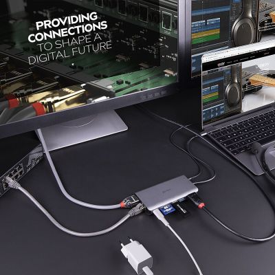 5. Lindy 43323 Docking Station Wired USB 3.2 Gen 1 (3.1 Gen 1) Type-C Black, Gray