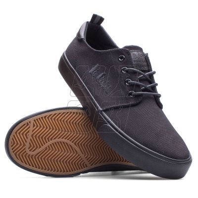 10. Shoes, sneakers Lee Cooper M LCW-22-31-0857M