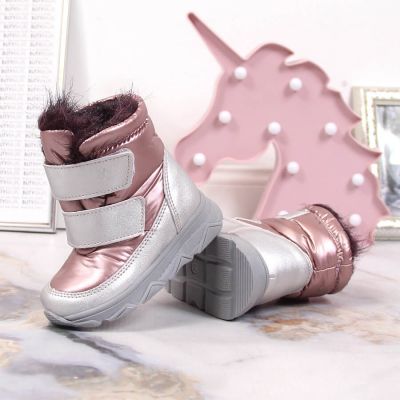 7. Kornecki Jr KOR6895B Waterproof Velcro Membrane Snow Boots
