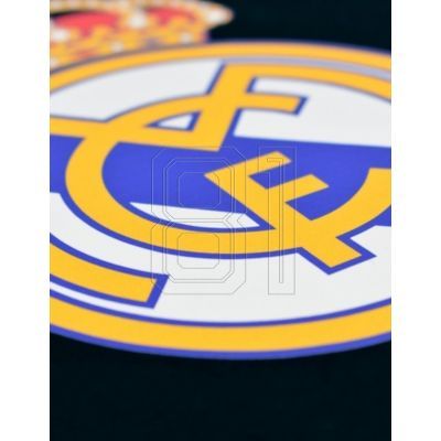8. Real Madrid T-shirt M RM1CE90