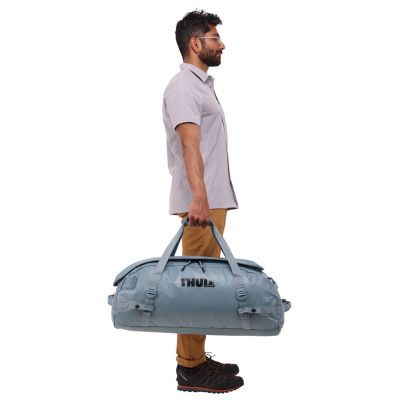 10. Thule Chasm TDSD303 Pond Gray Sports Bag 70L Polyester Gray