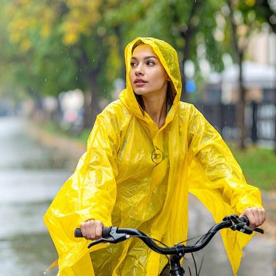 3. BICYCLE RAIN PONCHO FOR ADULTS 100x130x1CM PE 135GR DUNLOP - YELLOW