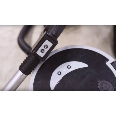 3. DEDRA DED6605 2-in-1 1200W 20L washing vacuum cleaner