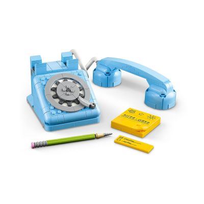 4. LEGO CREATOR 3in1 31174 Retro Telephone