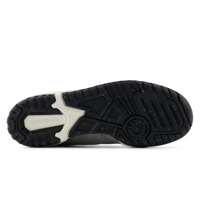 3. New Balance sneaker shoes W BBW550HA