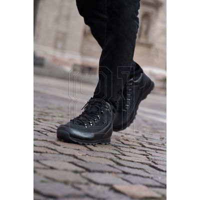28. Helly Hansen The Forester M 10513 996 shoes