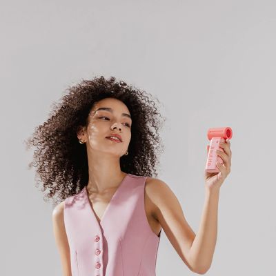 3. Jisulife Handheld Fan Life9 5000mAh Portable Mini Blower USB Fan - Pink