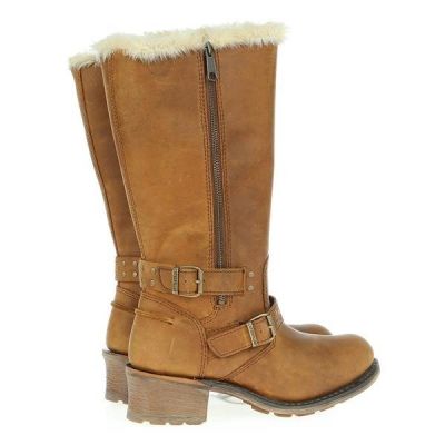 2. Caterpillar Florencia P307109 Winter Boots