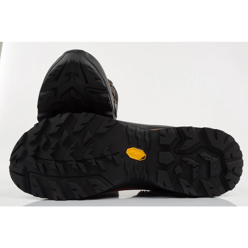 18. Aku Adapta Gore-tex M 494170 shoes