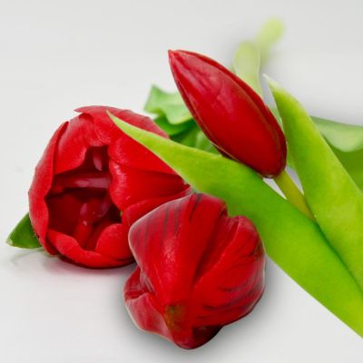 27. BOUQUET OF 7 RED TULIPS 31 CM LIKE LIFE SPRING DECORATION