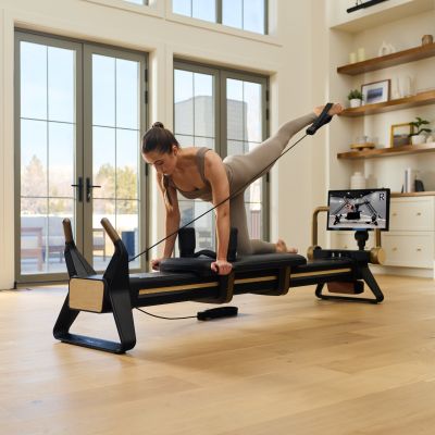 6. NORDICTRACK REFORMER FOR PILATES ULTRA 1