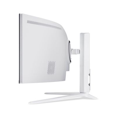 5. Acer Predator Z57A 57.1" Curved 120Hz 7680x2160 (Speditionsversand)