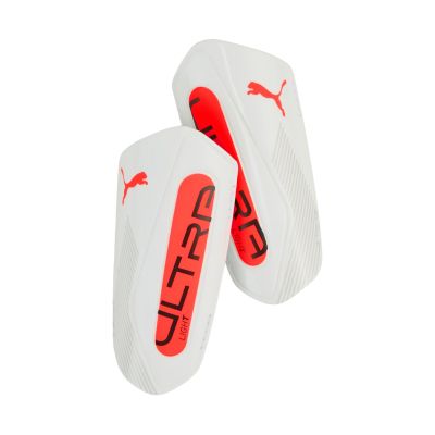 2. Puma Ultra Light Strap 30992 01 Football Shin Guards