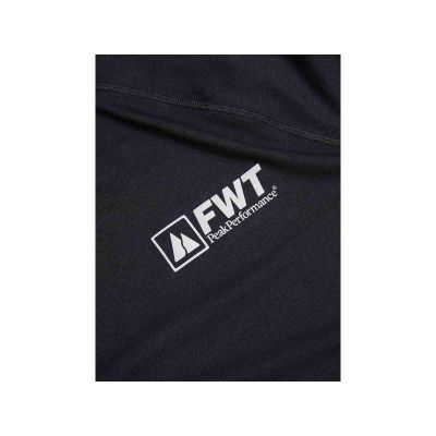4. Peak Performance W FWT Spirit Crew Sweatshirt Black