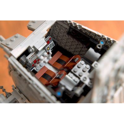 8. LEGO Star Wars 75417 - AT-ST Walker