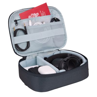 7. Thule Subterra 2 TSPW402 Dark Slate Polyester Case Gray